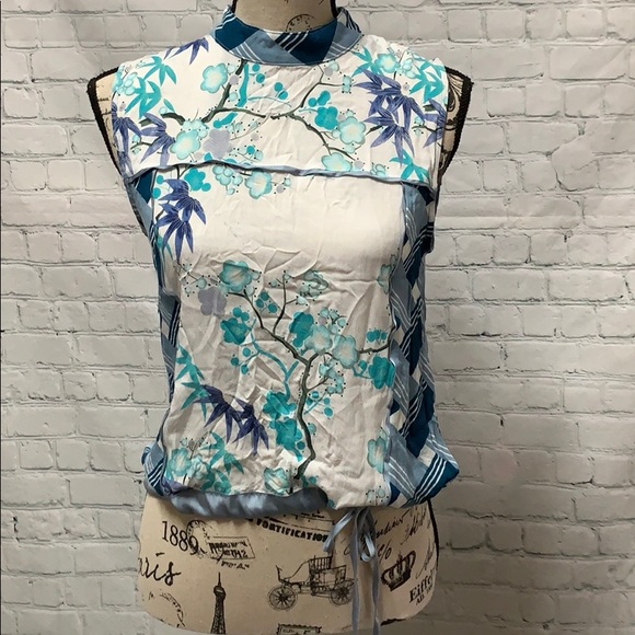 Anthropologie Tops - Anthropologie tiny top